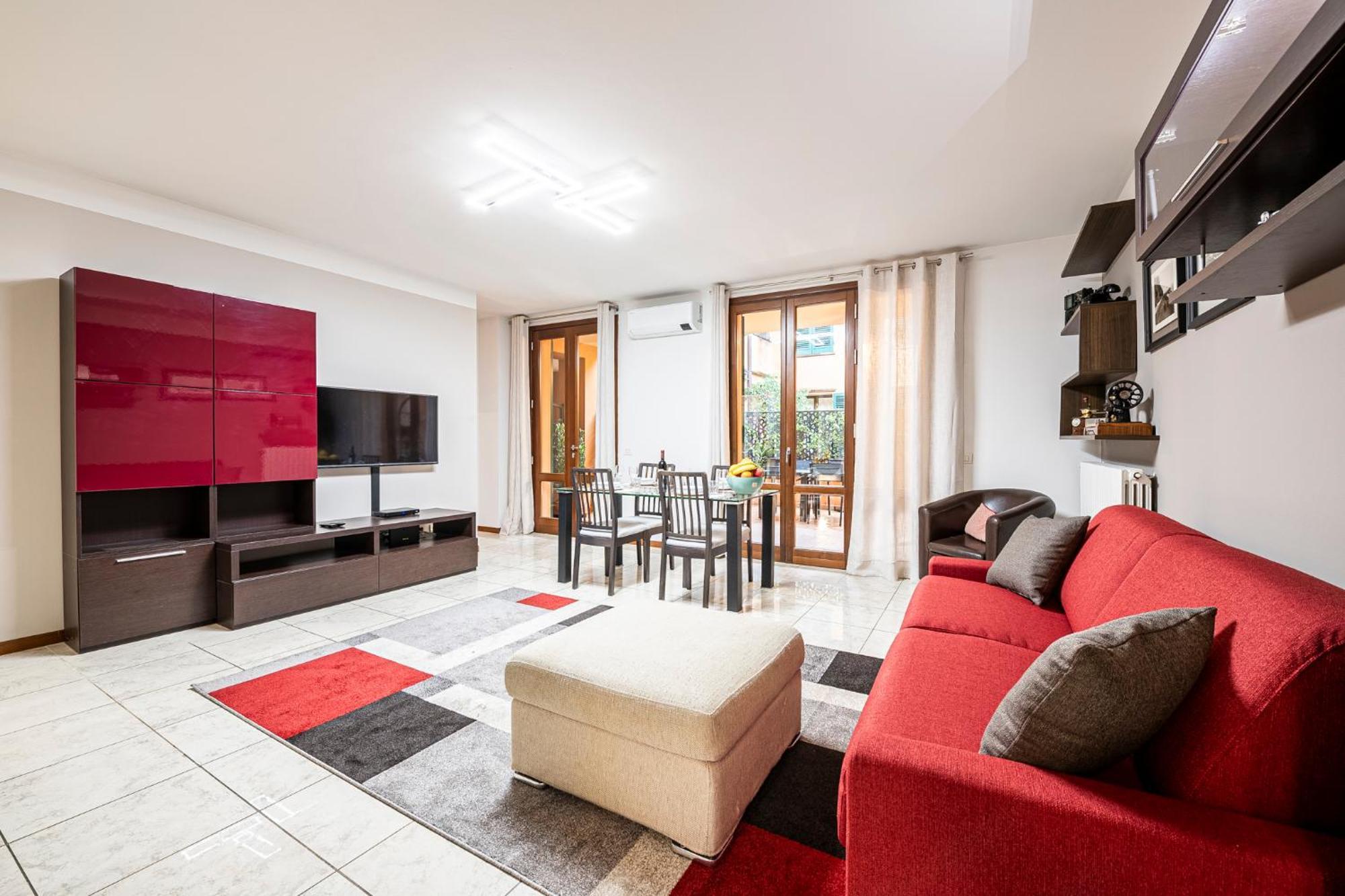 "Once Upon A Time" Cherubini Palace Thematic Apartments Free Parking Florence Buitenkant foto